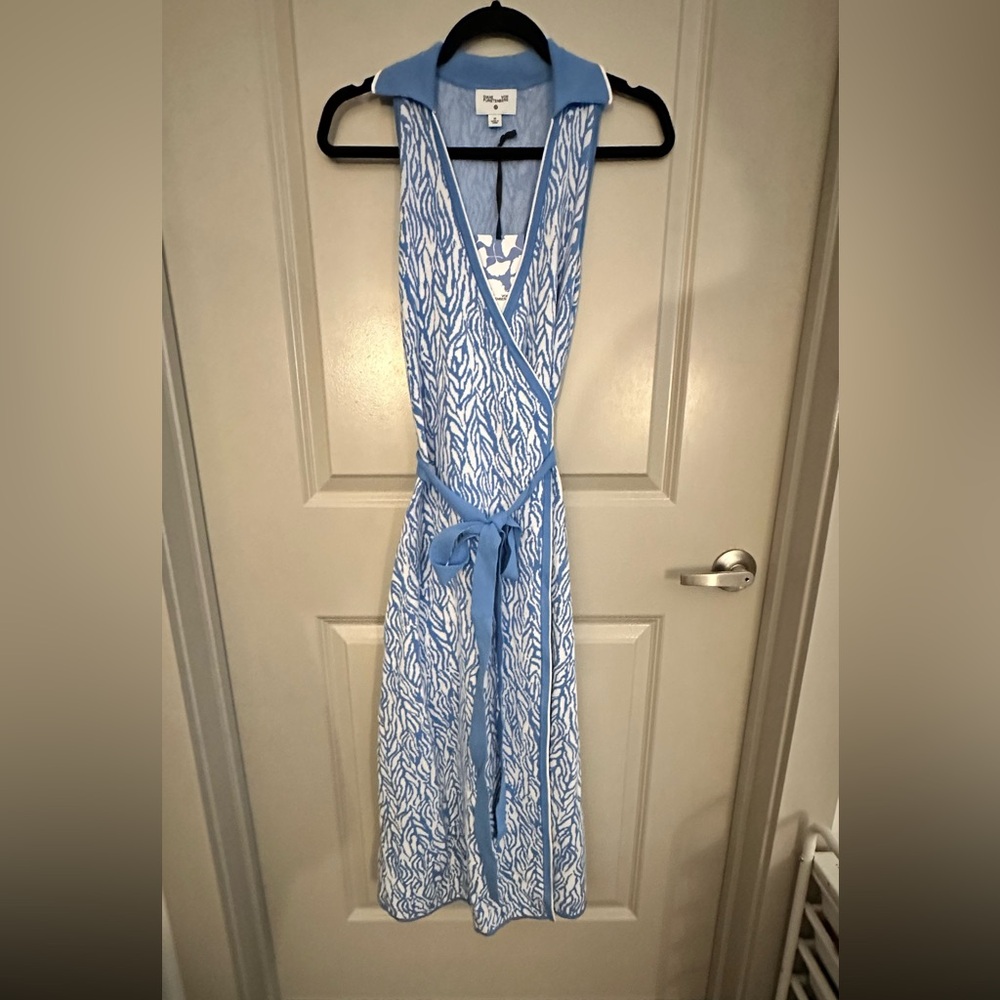 NWT Diane Von Furstenberg x Target Collared Sleeveless Sweater Dress | Size M